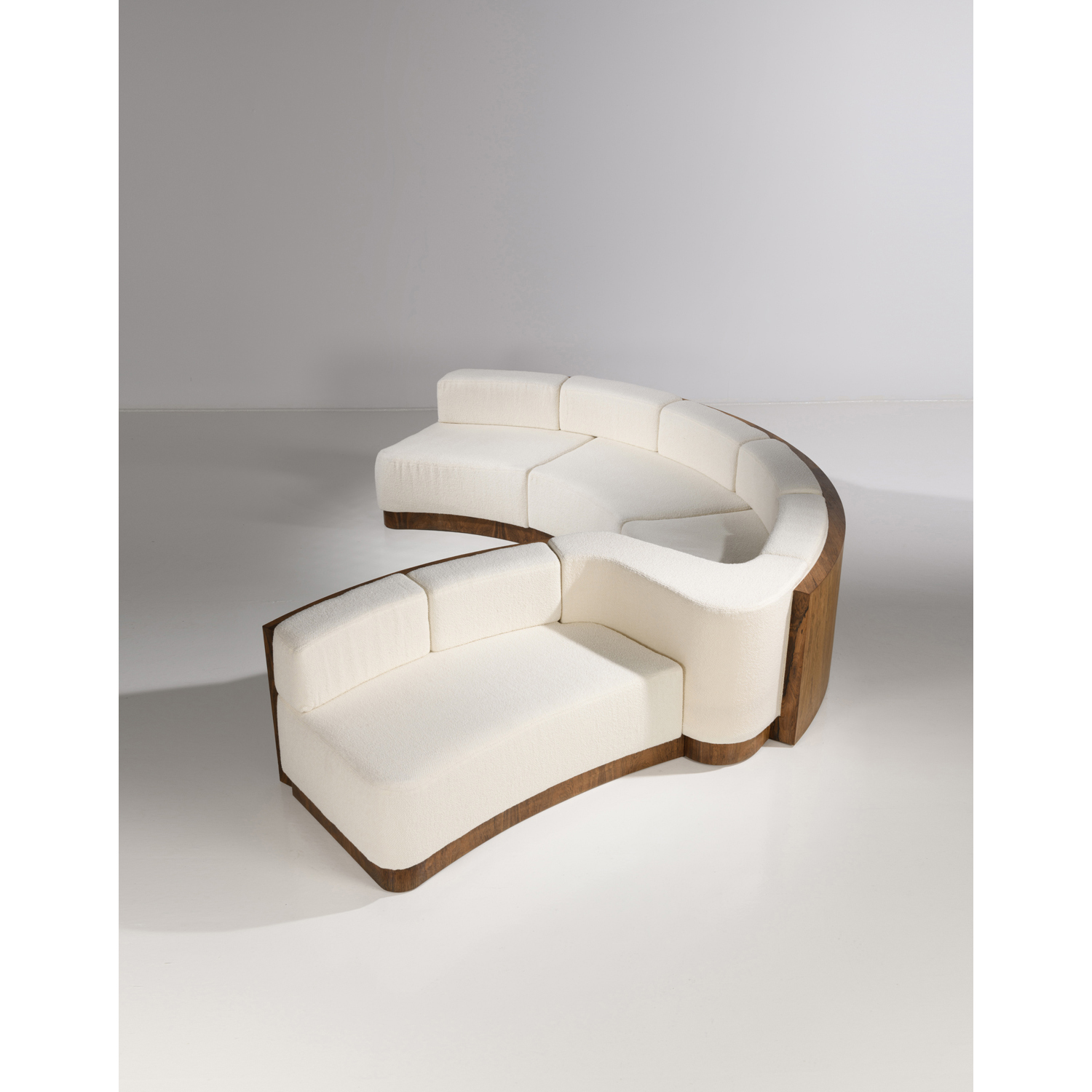 Georges Rual (1901-1986) Canapé - Pièce unique Estimations: 7000 / 9000 € Résultat: 39000 €