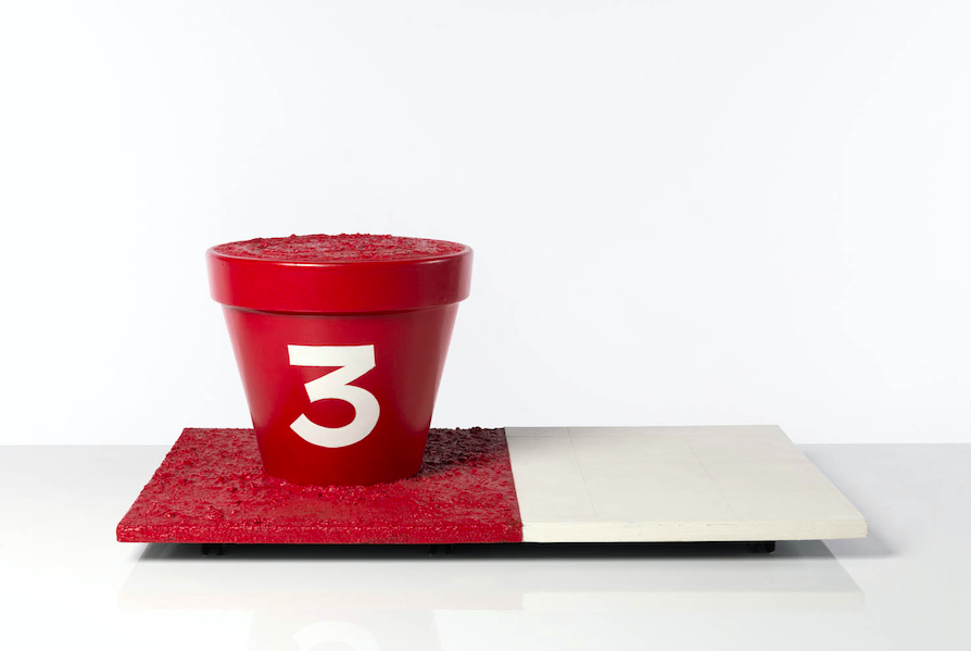 Jean-Pierre Raynaud (born 1939) Untitled, 1966 Estimation : 20000 / 30000 € ƒ Jean-Pierre Raynaud (born 1939) Untitled, 1966 Assemblage: Panolac, wood, earthen pot filled with cement and waste, cement, paint Signed and dated beneath the base 33 x 80 x 50 cm Provenance: - Artist's collection - Daniel Varenne Gallery, Geneva Bibliography: - D. Davvetas, "La Garenne Colombes", Galerie Enrico Navarra editions, Paris, 1990, p. 43 - "Dictionnaire de l'Art du XXe siecle", Larousse editions, Paris, 1991, p. 695 - D. Durand-Ruel, Jean-Pierre-Raynaud, Catalogue Raisonné 1962-1973, Tome 1, Editions du regard, Paris, 1998, color illustration under n°102, p. 65 This work is recorded in Mrs. Denyse Durand-Ruel's archives under n°527.