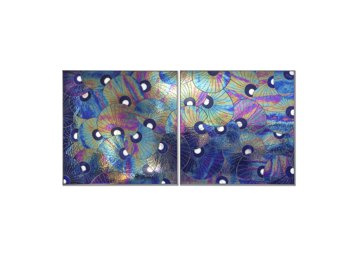 Myriam Hubert (née en 1987) Crépuscule, 2021 - Pièce unique Marqueterie de verre dichroïque et miroir Signée au dos Diptyque : H 95×L 200 (totale) ×P 2,5cm