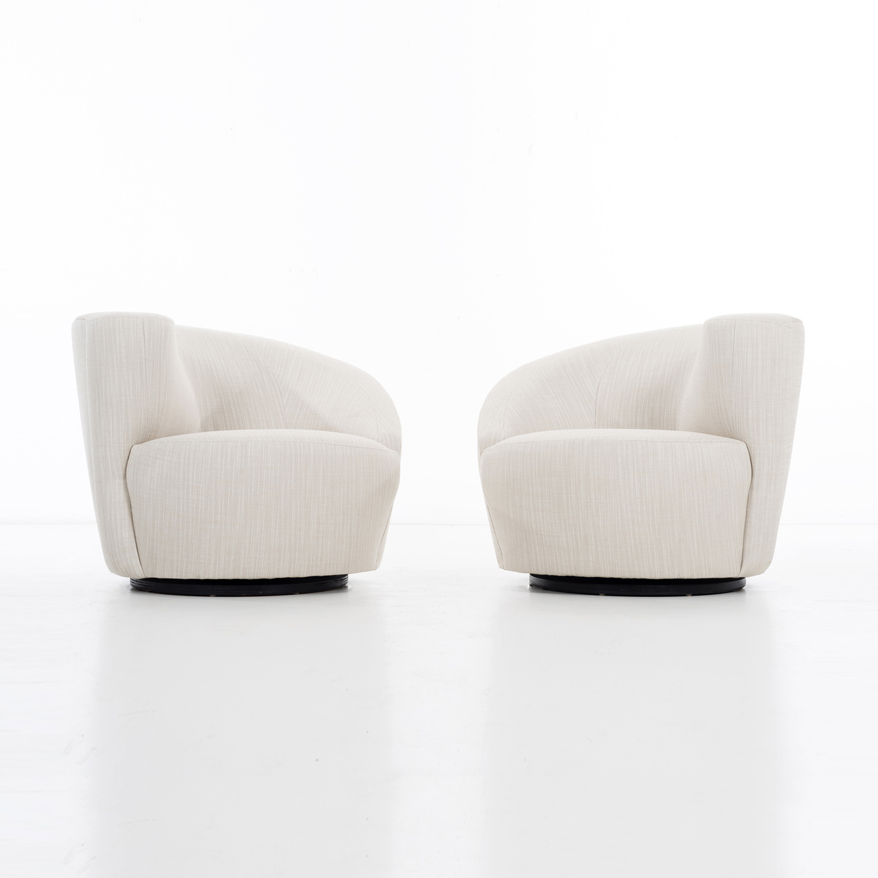 Lot 177 - Vladimir Kagan (1927-2016) Paire de fauteuils