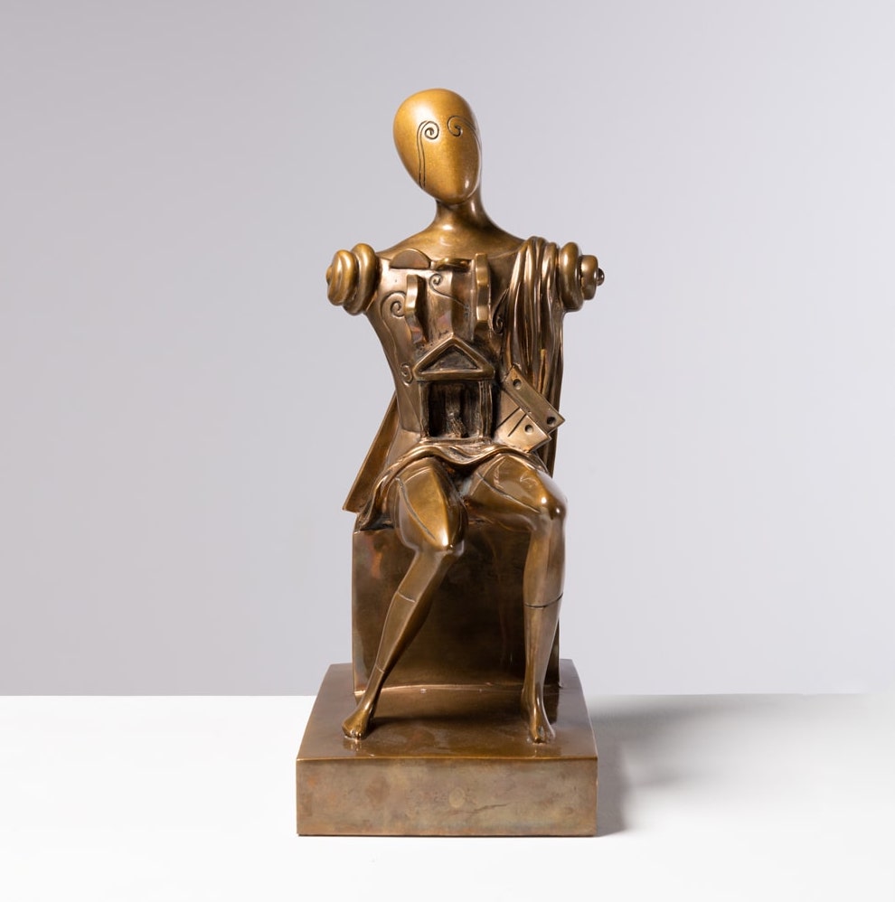 Giorgio De Chirico (1888-1978) Il poeta solitario, 1970 Bronze &agrave; patine dor&eacute; Sign&eacute; et titr&eacute; sur le c&ocirc;t&eacute; droit Num&eacute;rot&eacute; sur la terrasse "I/II EA" Edition de 8 exemplaires + 2 EA Fonderie Bonvicini 51 x 21,5 x 28,5 cm