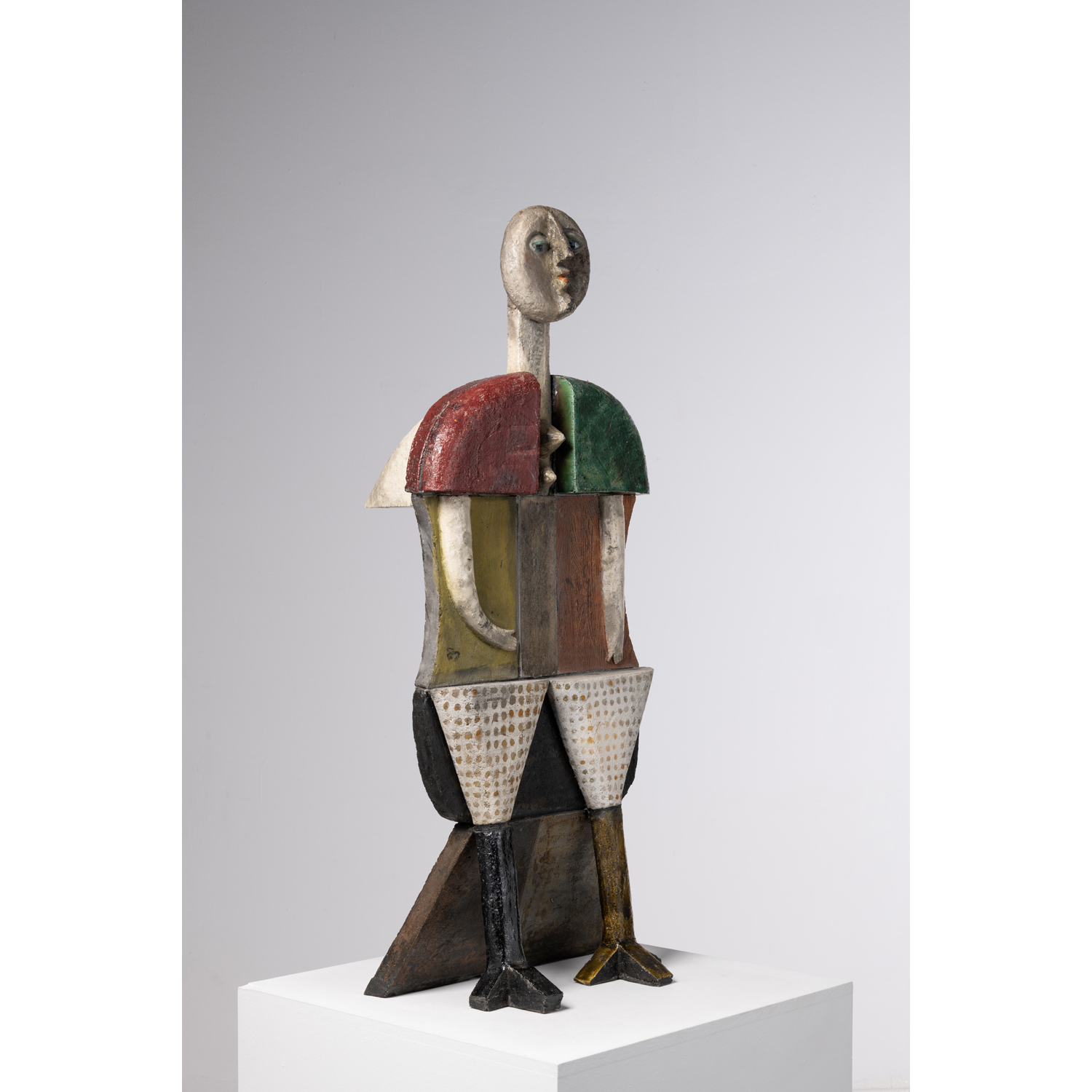 Roger Capron (1922-2006) Sculpture Raku (terre enfumée) émaillé Signée R.CAPRON' à l'arrière Modèle créé vers 2000 H 107 × L 42 × P 25 cm