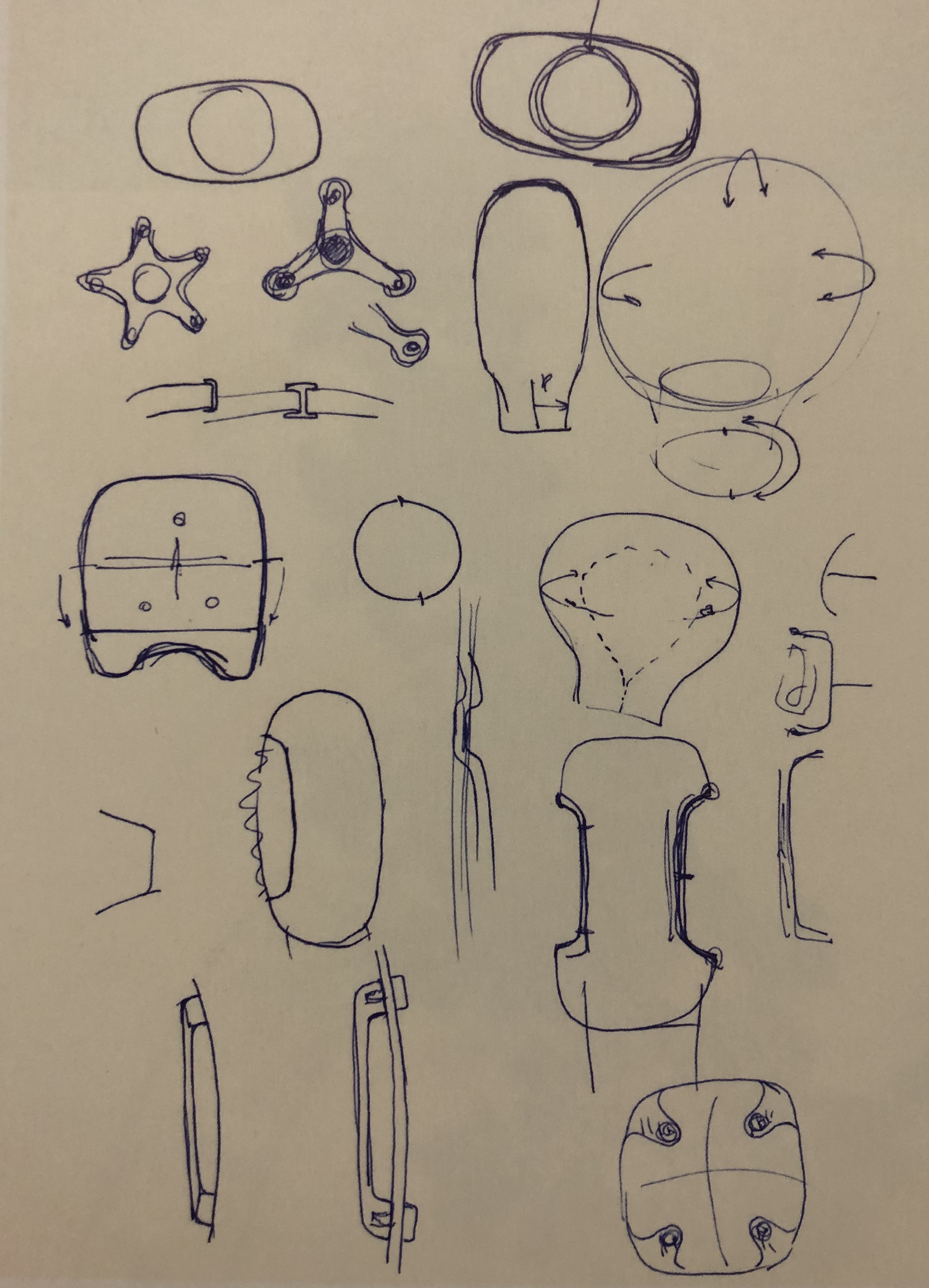 JAEGER-LECOULTRE ATMOS 561 Edition Marc Newson 80th Anniversary ref. 5165107, no. 445. Skeleton Baccarat crystal and steel table clock. Graduated lacquered glass, Arabic numerals, blued steel hands. Moon phase and month indication on rotating discs. Jaeger-Lecoultre perpetual movement calibre 561. Diameter: 28 x 27 cm Copy numbered on 445/888. Sold with its Camel leather protective case, user manual, warranty and box. Bibliography : Alison Castle, Marc Newson: Works, Taschen, 2012, pages 358 to 364. CONDITION REPORT : Very good overall condition Please note that the movement has not been checked for timekeeping accuracy and Piasa will not be held responsible for any repairs should they be required.