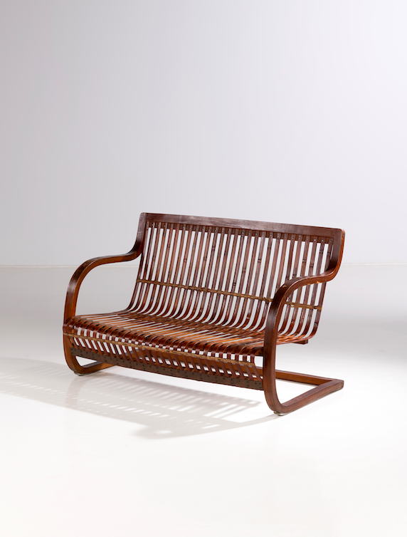 47. Ubunji Kidokoro (1910-1945) Canap&eacute; Bambou et laiton Date de cr&eacute;ation : vers 1937 H 76&times;L 120&times;P 77cm 45 000/65 000&euro;