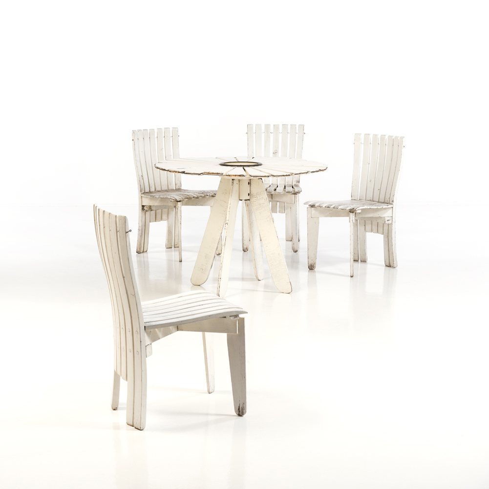 Lot 7 - Alvar Aalto (1898-1976) Sunflower, Modèle n° 320