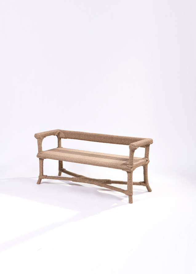 Christian Astuguevieille (né en 1946) AFRIFA - Prototype Banquette Corde de chanvre Date de création : 2008 H70,5×L153×P58cm 6000/9000€