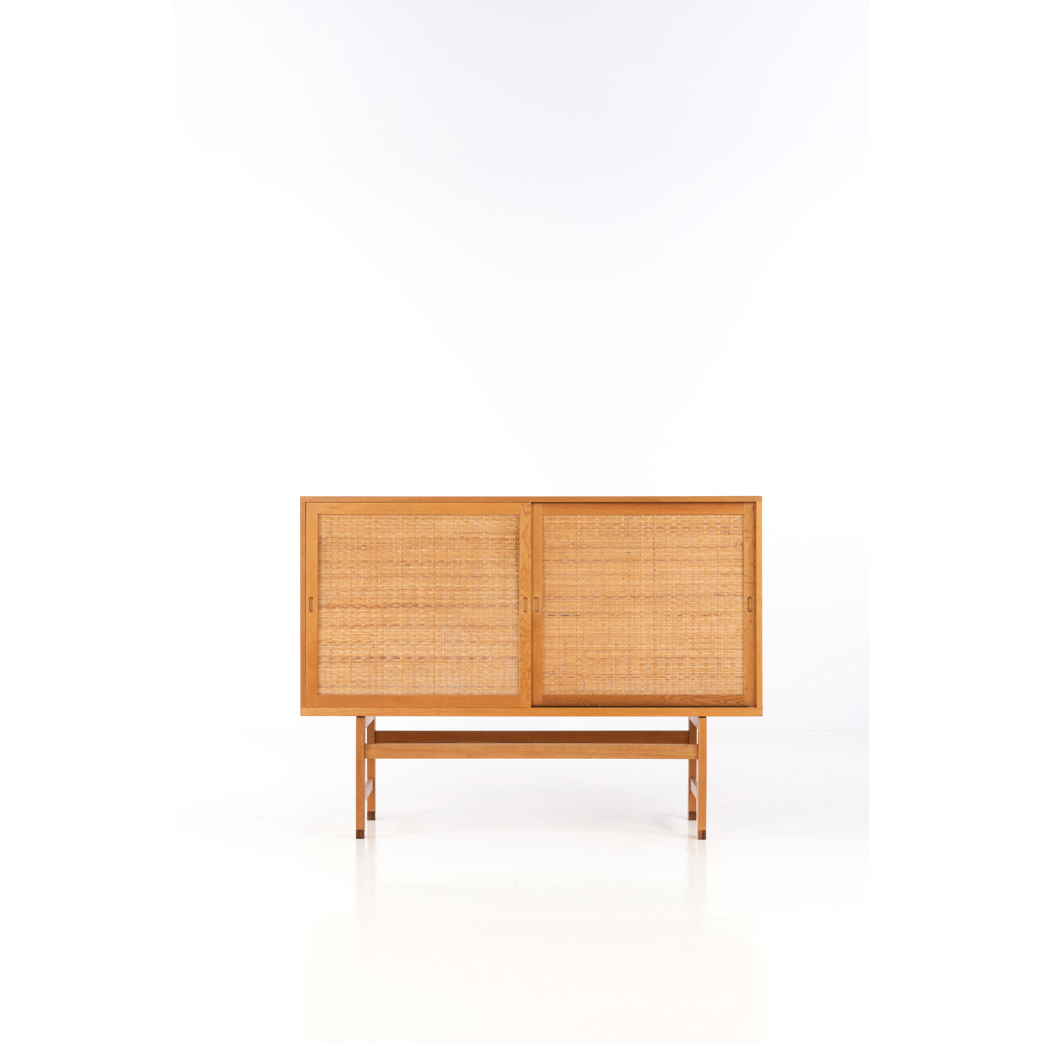 Hans J. Wegner (1914-2007) Enfilade