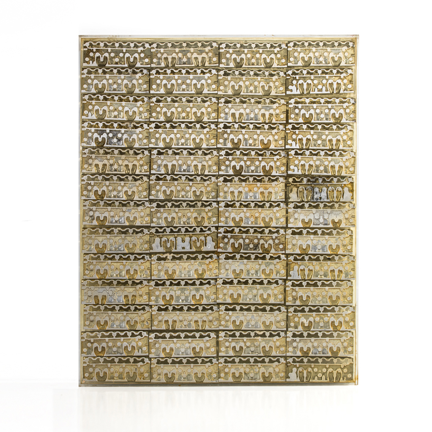 Lot 77 - Arman (Armand Fernandez dit) (1928-2005) Accumulation Renault, n°136, 1968