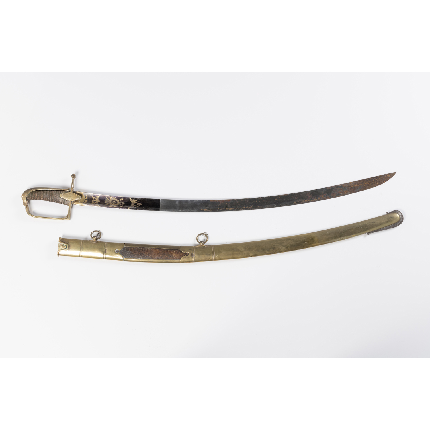  Sabre de récompense du type des chasseurs à cheval. Estimations : 6 000 - 8 000 €