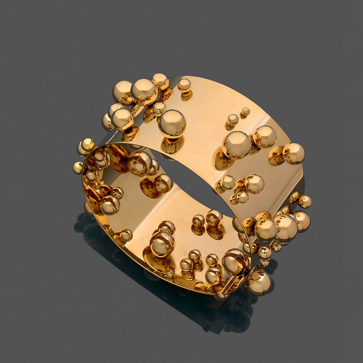 Pol BURY (1922-2005) Bracelet "Sph&egrave;res mobiles des deux c&ocirc;t&eacute;s d'un cylindre"