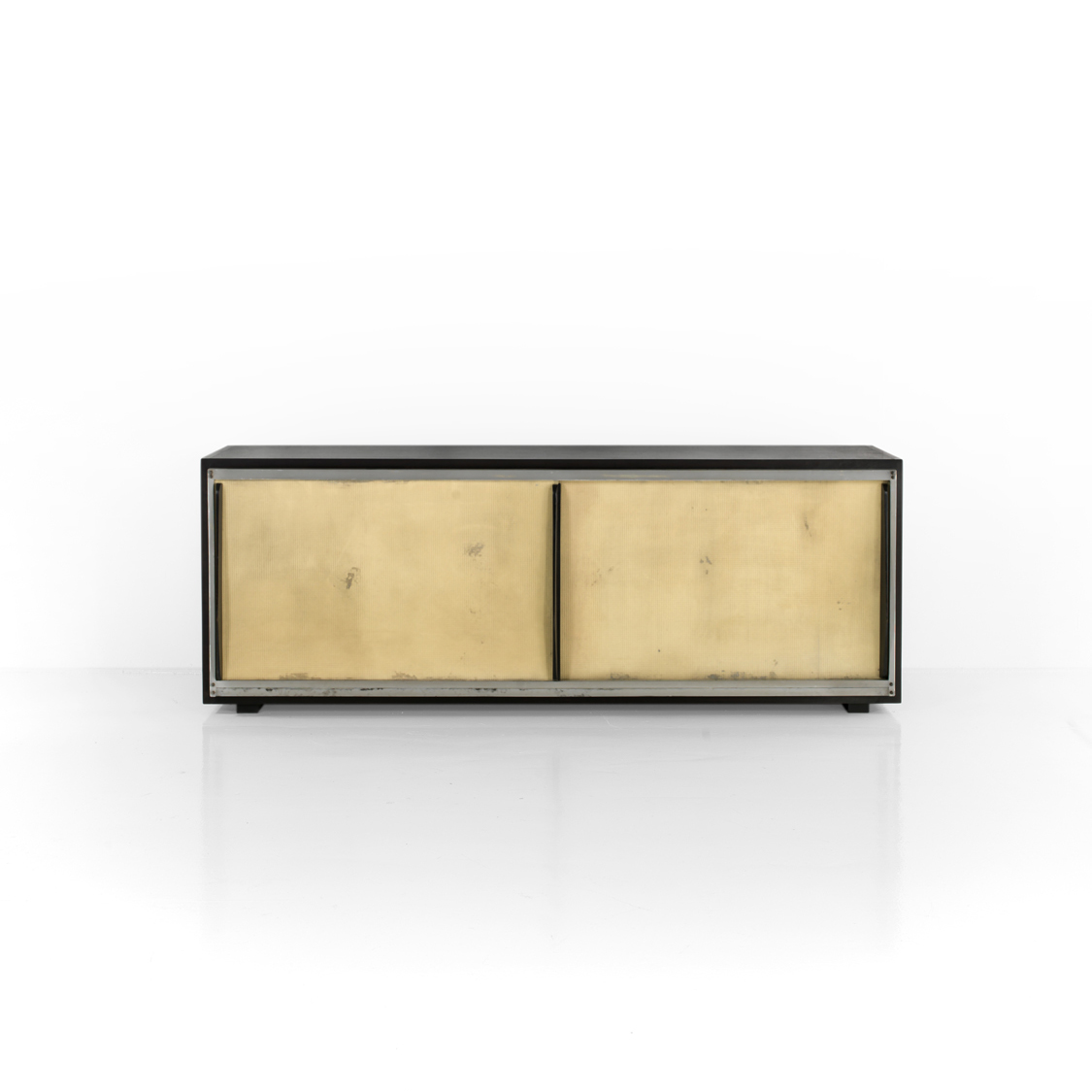 Lot 52 - Charlotte Perriand (1903-1999) et Jean Prouvé (1901-1984) Brazza BH3, placard