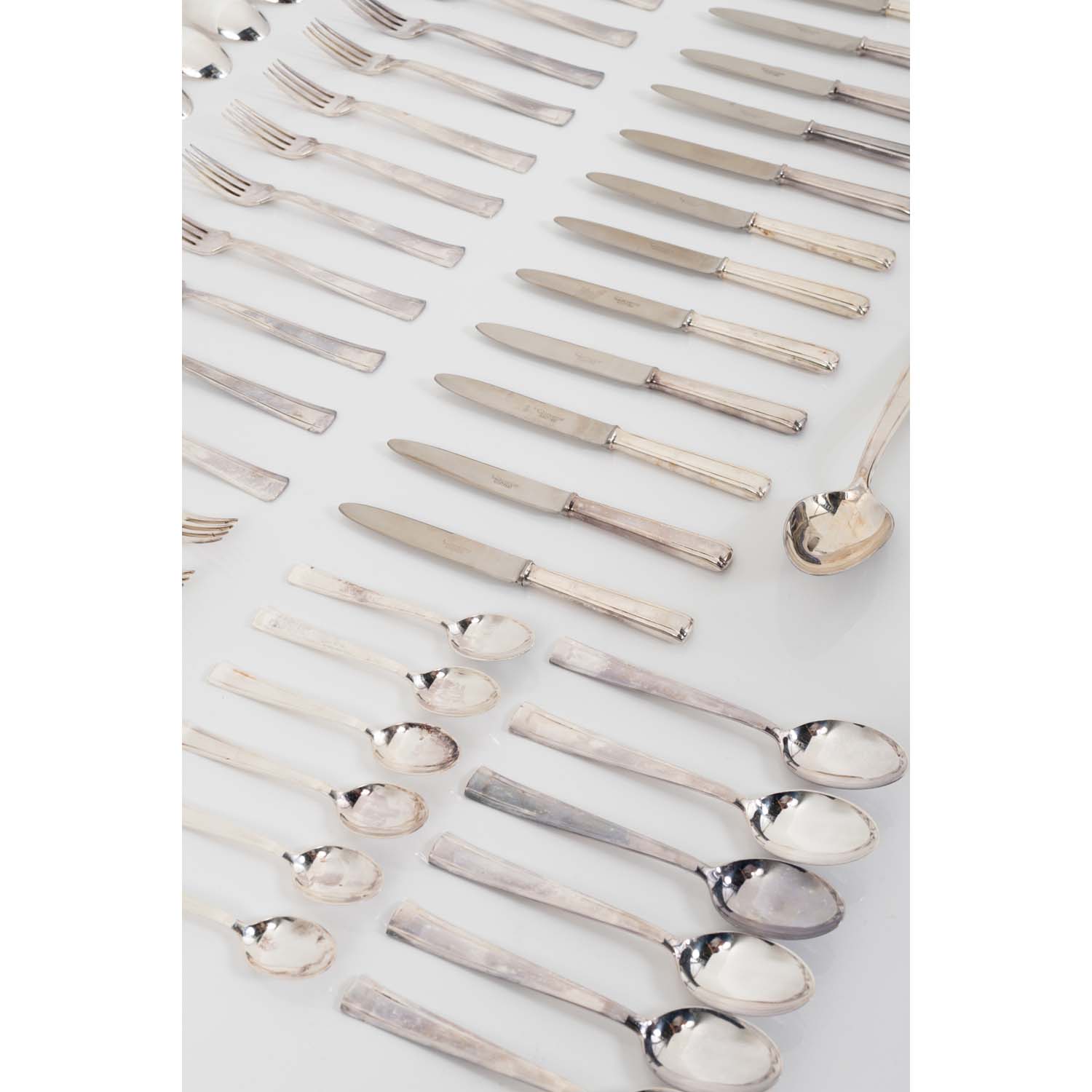 Lot De 12 Fourchettes De Service En Argent – Design Gio Ponti Pour Arthur Krupp (années 1920-40)