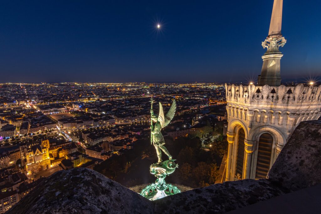 vue de la ville de Lyon, des toits de Notre-Dame de Fourvière