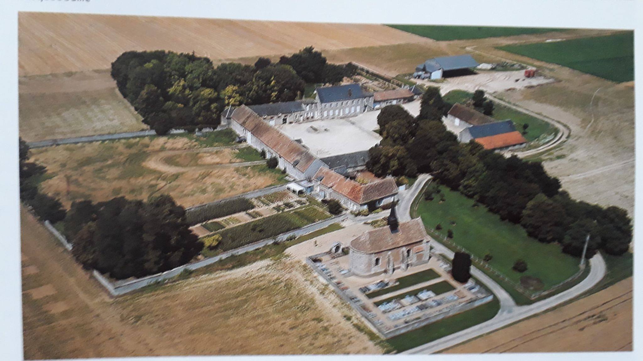 45440 FARONVILLE FB MAIRIE OUTARVILLE .jpg