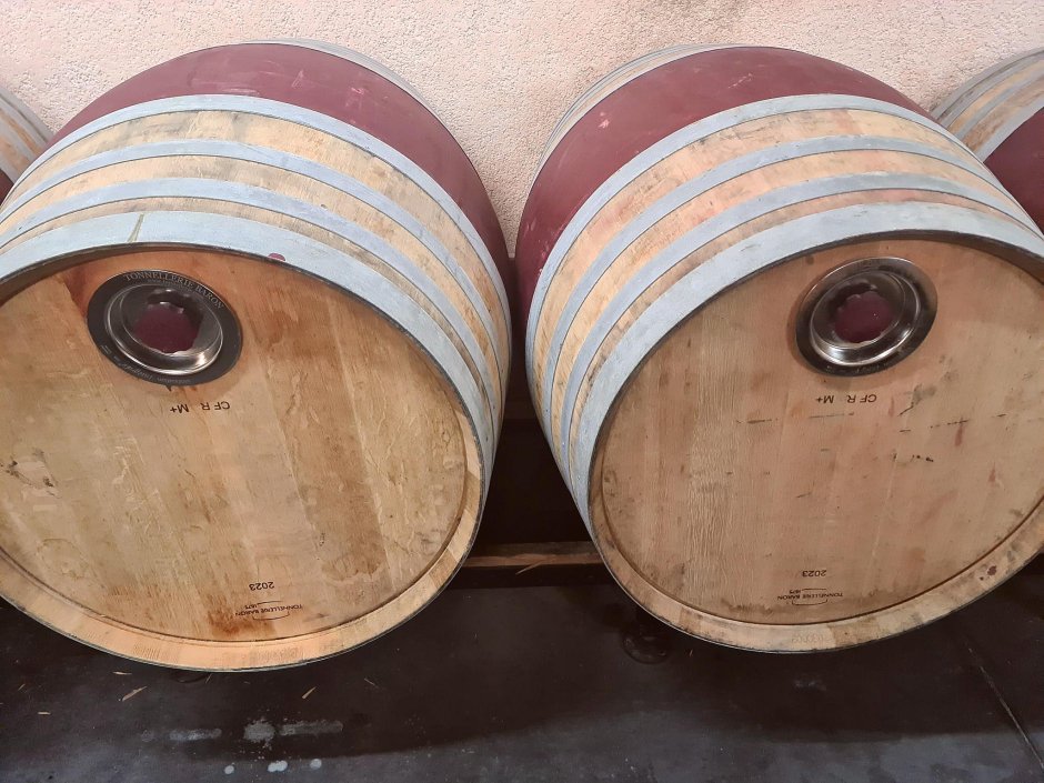 Offre R-H1PKX8 — 400 Litres Vin Rouge