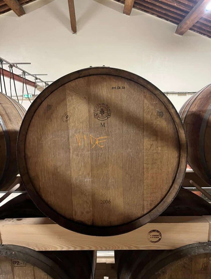 Oxidative Wine,3 oak barrels,Wood origin : ,Europe Origin