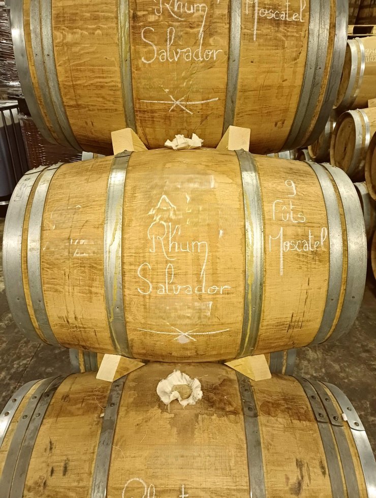 Alcoolici,120 botti,Origine legno: ,Francia
