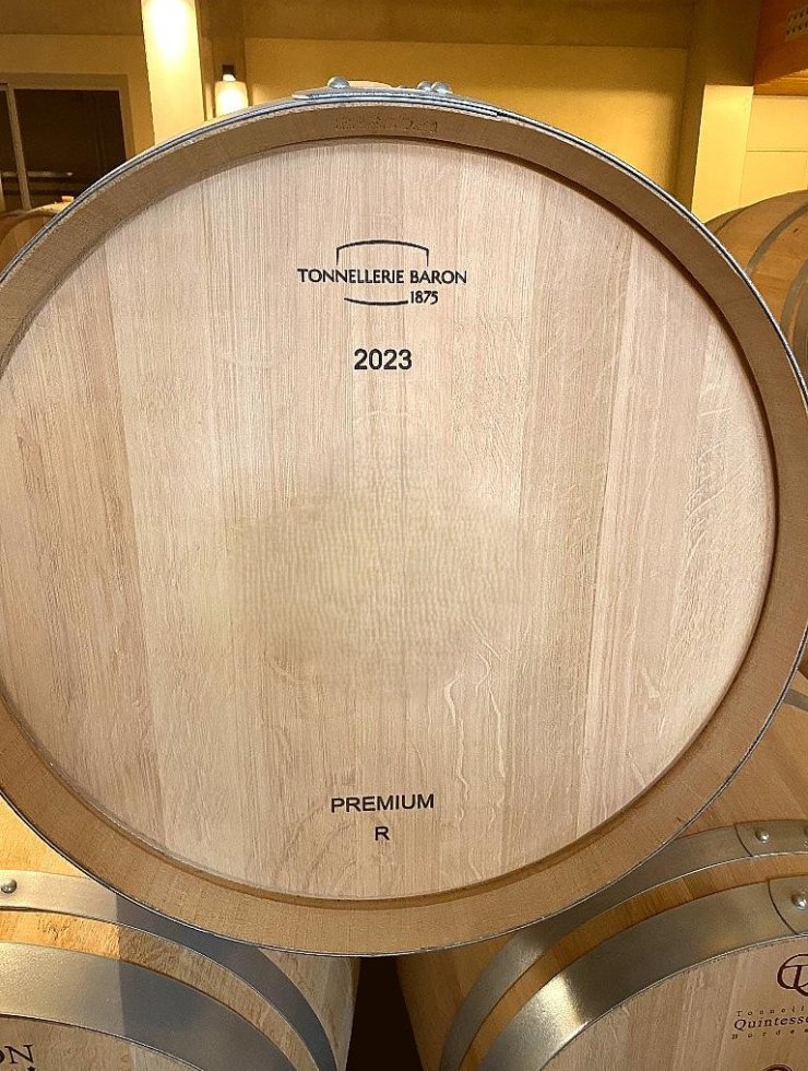 Red Wine,29 oak barrels,Wood origin : ,France Origin
