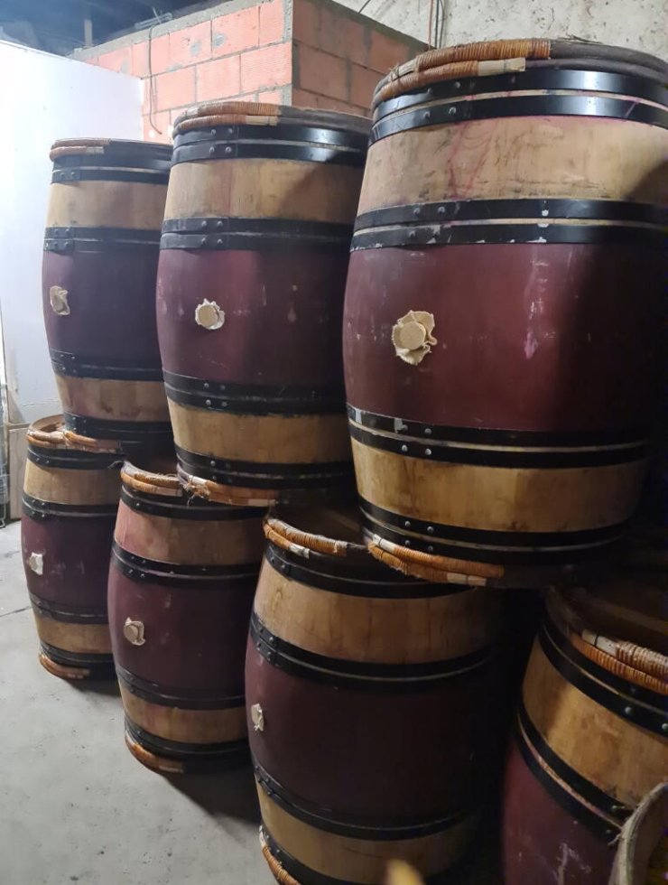 Vin Rouge,214 fûts,Provenance bois : ,France
