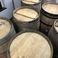 Offre R-UZZ8ED — 225 Litres Vin Rouge