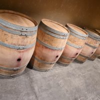 Offre R-Q1V3W5 — 225 Litres Vin Rouge