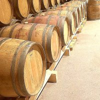 Offre R-H7Q9P7 — 225 Litres Vin Rouge