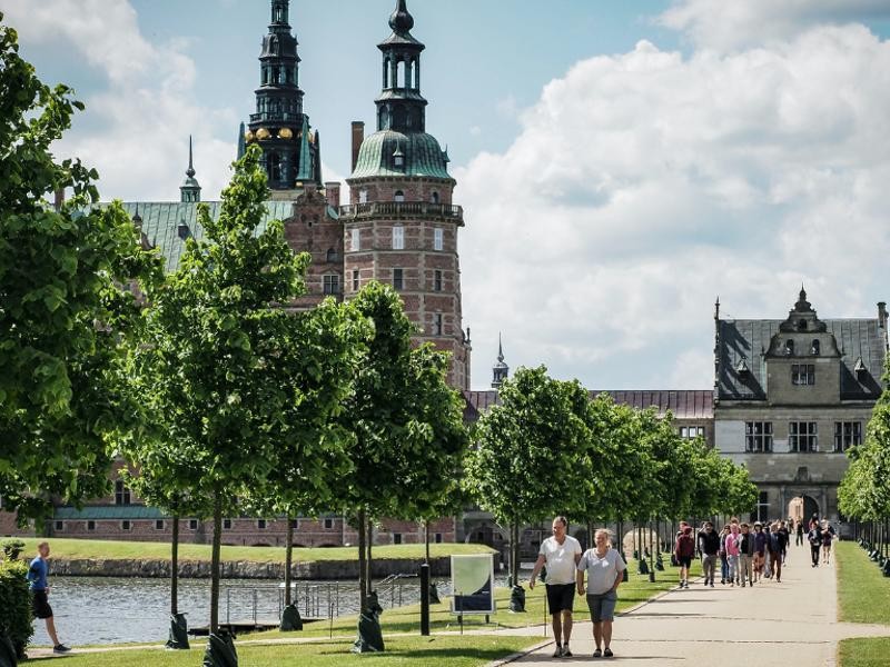 Den smukkeste gåtur til Frederiksborg Slot