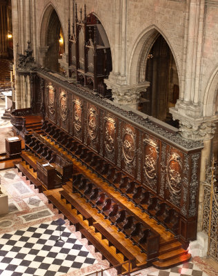 Les stalles de la cathédrale vues du dessus