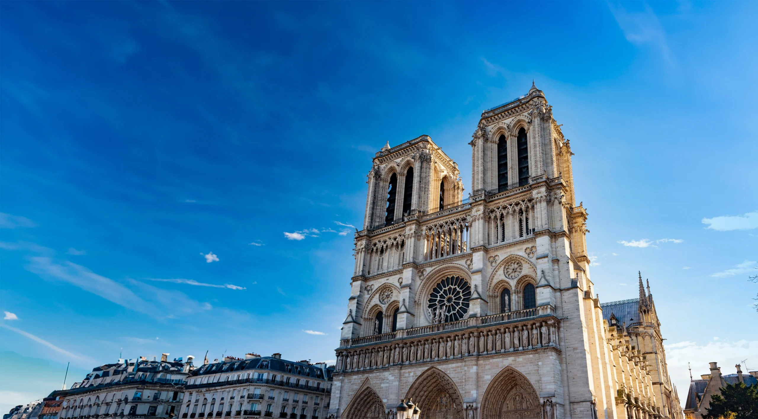 Notre-Dame de Paris - official website