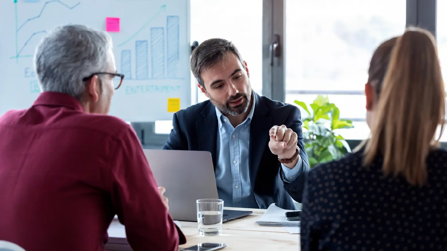 Multicultural people working with Oracle technology and managed solutions