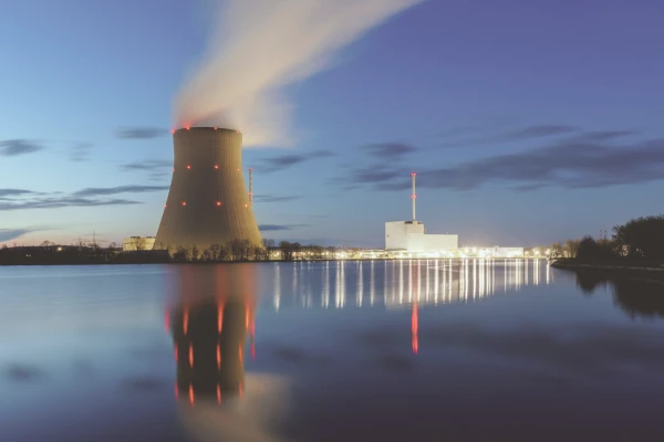 Centrale nucléaire 2