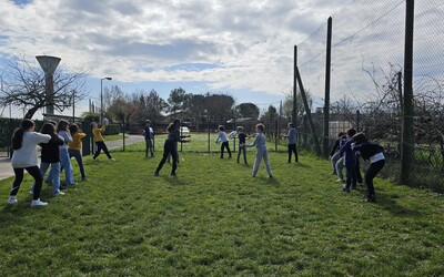Image du projet L'école de Savenes en lice pour un tournoi de rugby à toucher.