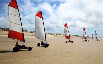 Image du projet Les CE2, CM1, CM2 de La Châtre en classe Char à voile à Oléron