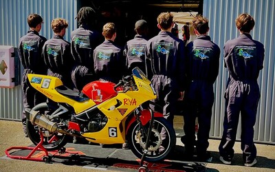 Image du projet Les lycéens participent aux grands prix moto