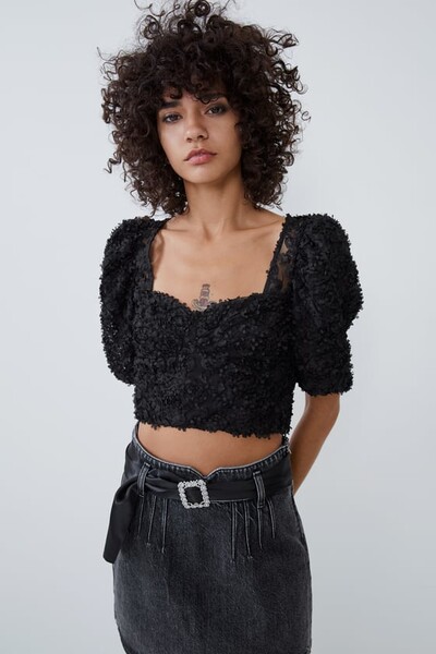 TOP EN TULLE STRUCTURÉ