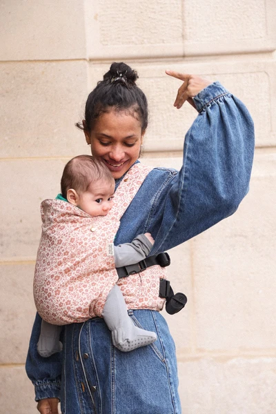 Un porte bébé physio
