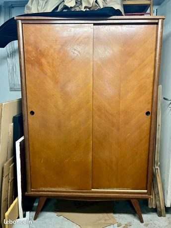 Armoire scandinave bois