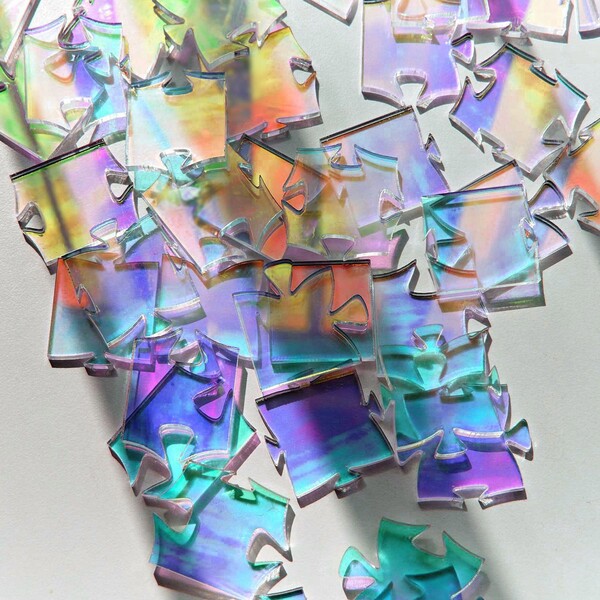 Waves Puzzle - Iridescent