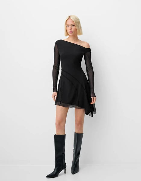 Robe mini asymétrique