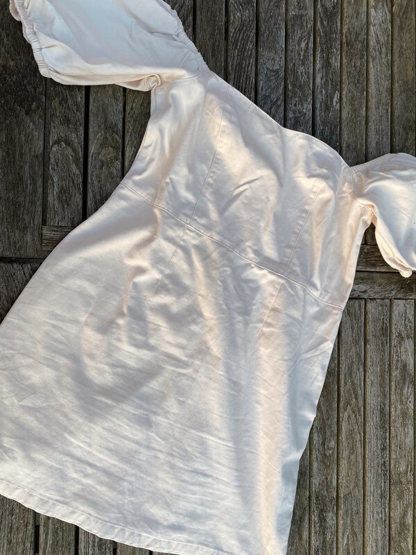 Robe épaules dénudées TAILLE 46