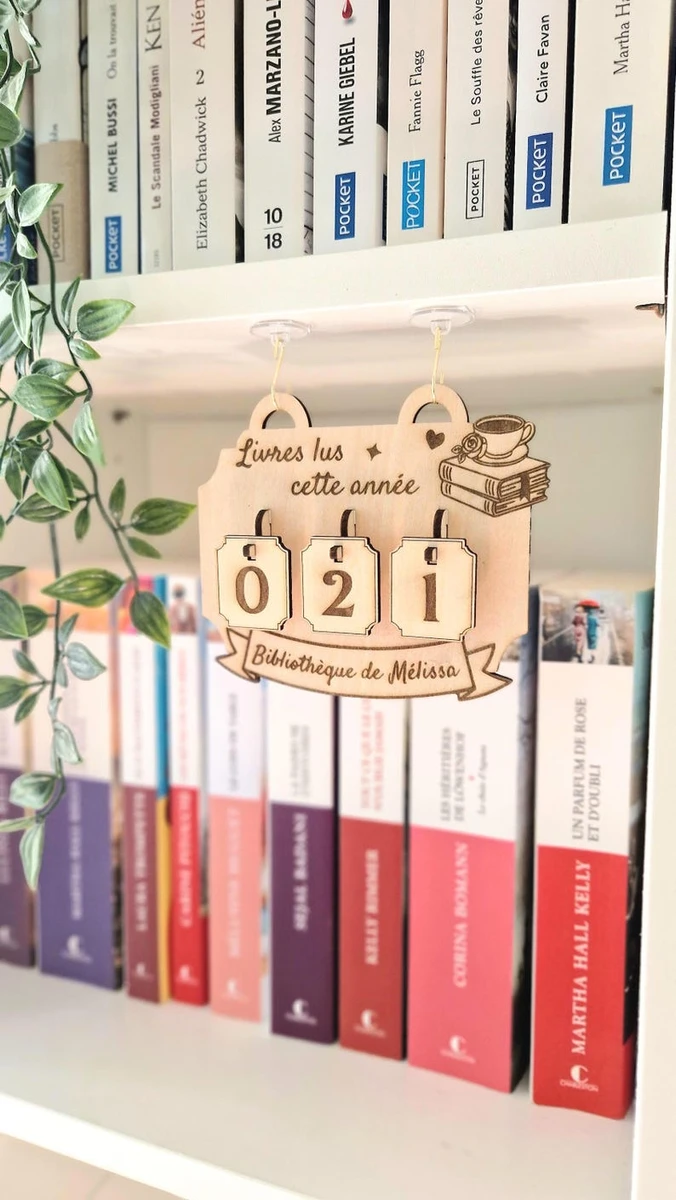 Book tracker, personalized book counter, suspended reading tracker for library books