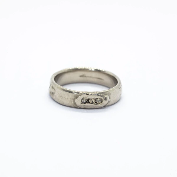 Asteriae | Wedding Ring for Her in White Gold with Champagne Diamonds
