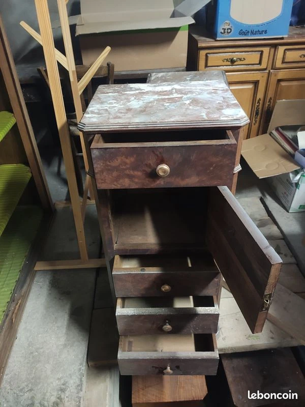 Commode