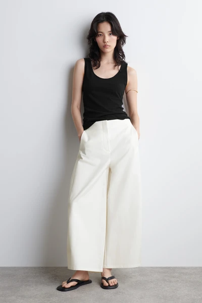 PANTALON BARREL COURT EN COTON