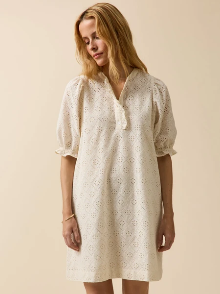Robe courte broderie anglaise femme