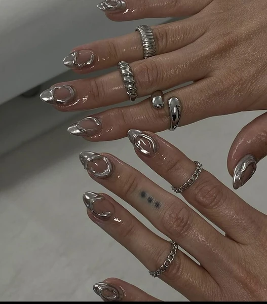 Presse à ongles courte en métal argenté chromé / Extension de faux ongles / Mignon de l'an 2000