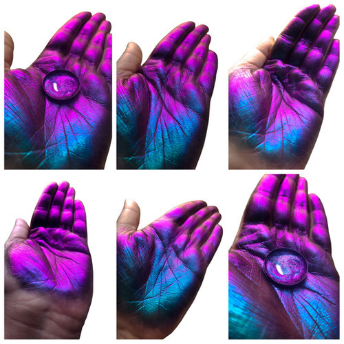 Lyrium pressed multichrome eyeshadow PRE ORDER