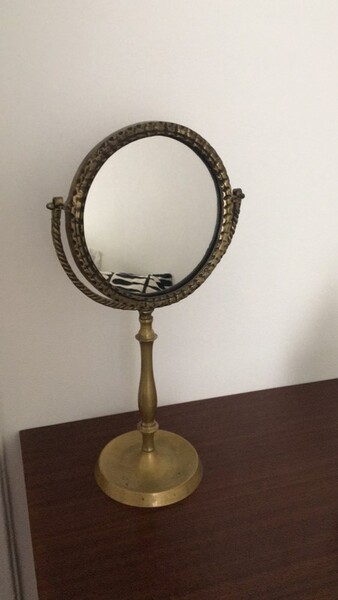 Miroir ancien vintage doré à poser
