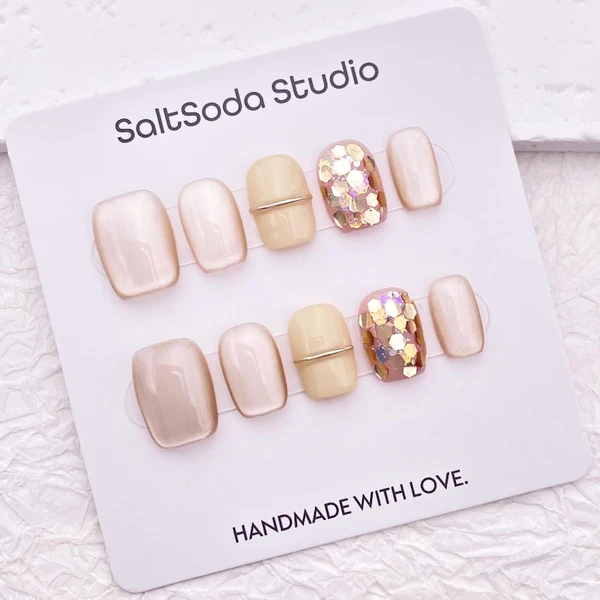 Ongles à presser oeil de chat champagne : paillettes scintillantes, carré court, fait main