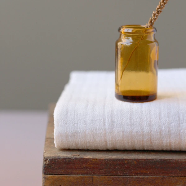 Tissu Coton Tissé Petits Carreaux Blanc Cassé La Maison Naïve